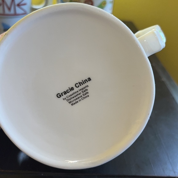 Gracie China owl mug by Coastline Imports 14 oz. Dishwasher & microwave safe - Picture 7 of 7